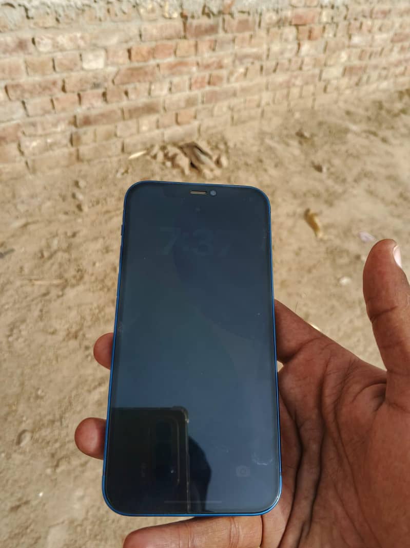 iPhone 12 5