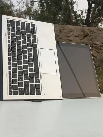 Hp Laptop + Tablet 03067963332