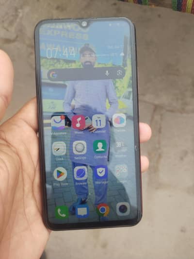 Vivo Y15 4/64 Only panel change with box All ok mobile hy 1 hand used