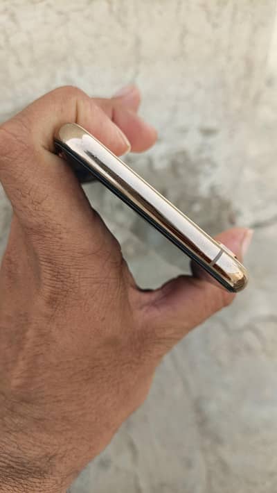 I phone xs 256