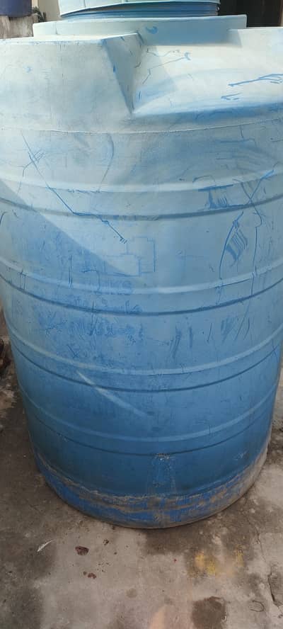 300 gallon water tank for sale