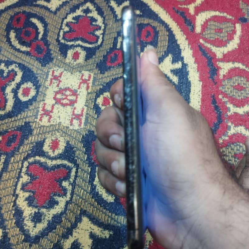 Apple iPhone X 6