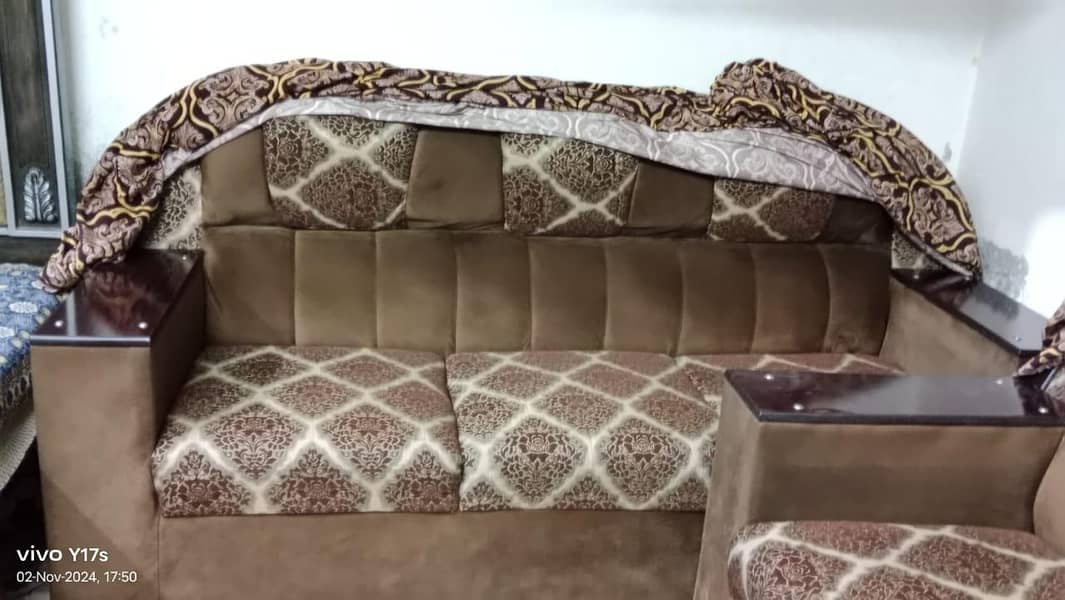 2 Premium sofa 1