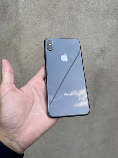 IPhone XS Max 64gb dual sim pta 03287486384