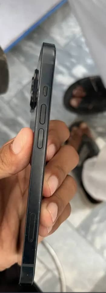 Apple iPhone 13 mini