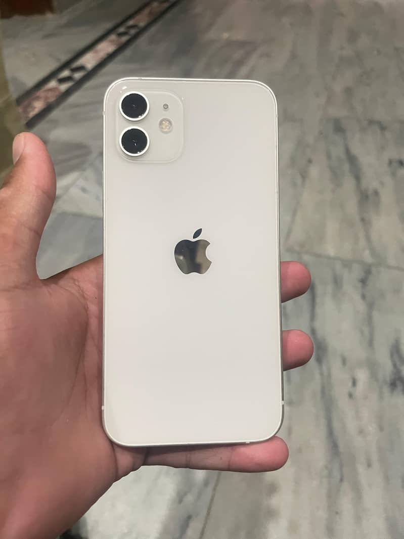 Apple iPhone 12 0