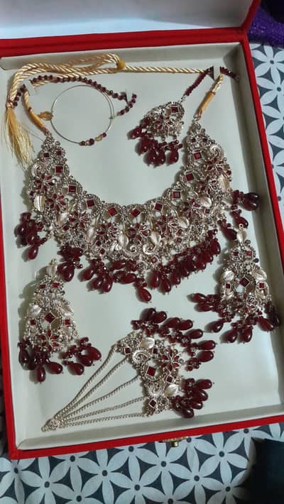 bridal esthetic jewellery