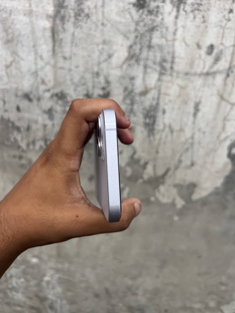 Iphone 14 plus 3