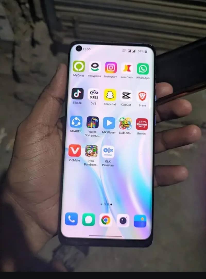 One Plus 8 Pro 6