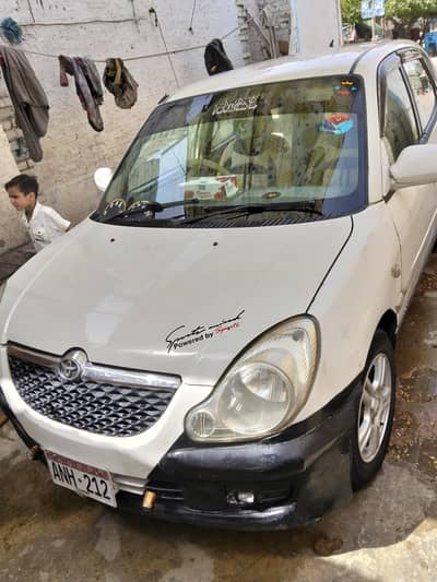 Toyota Duet 2003
