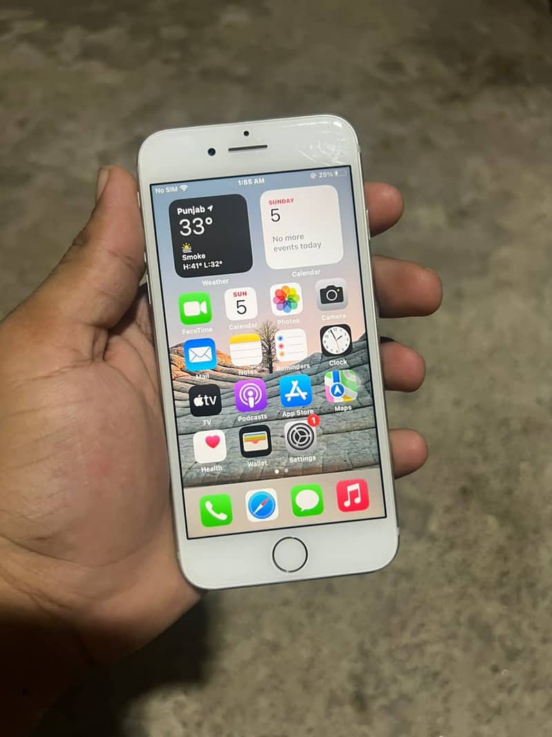 Apple iPhone 7 0