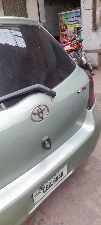 Toyota Vitz 2006