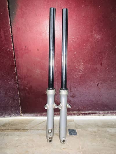 Suzuki GS 150 front shocks