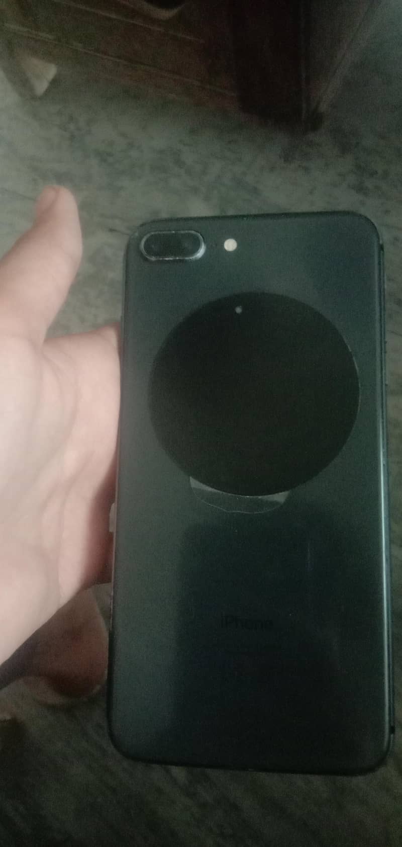 Apple iPhone 8 Plus 3