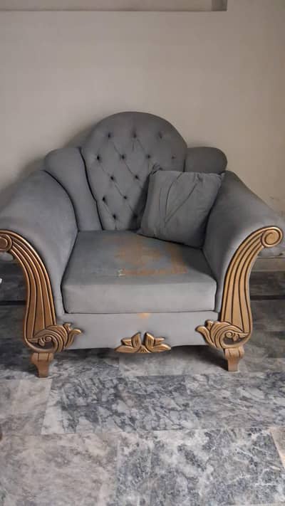 luxury sofa 4 sale