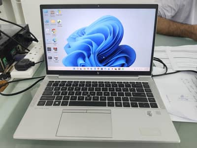HP ELITEBOOk 840  I7 10 generation 16gb/512 gb