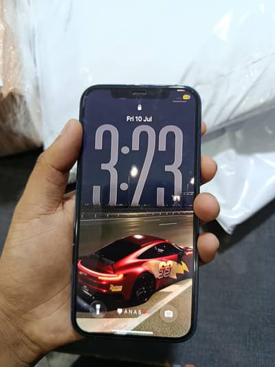 Apple iPhone 12