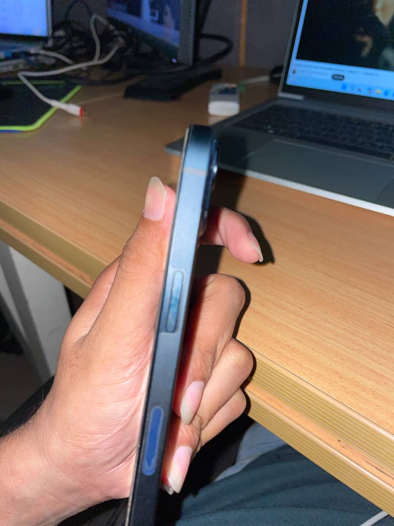 Iphone 13 6