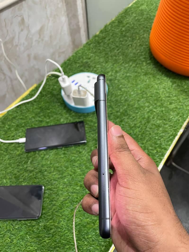 Google Pixel 8 1