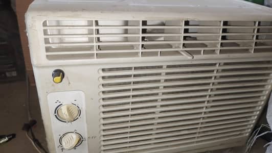 window ac good condition 0.5 ton 110