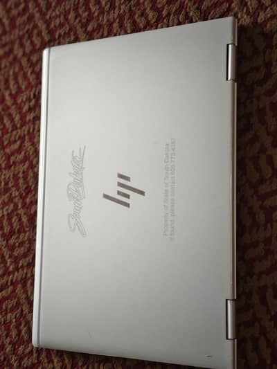 Laptop: HP X360 1030 G4