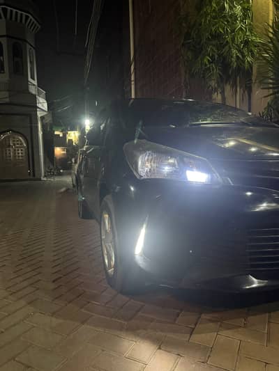 Toyota Vitz 2014