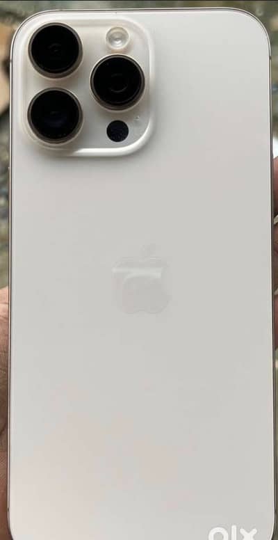 Apple iPhone 16 Pro Max