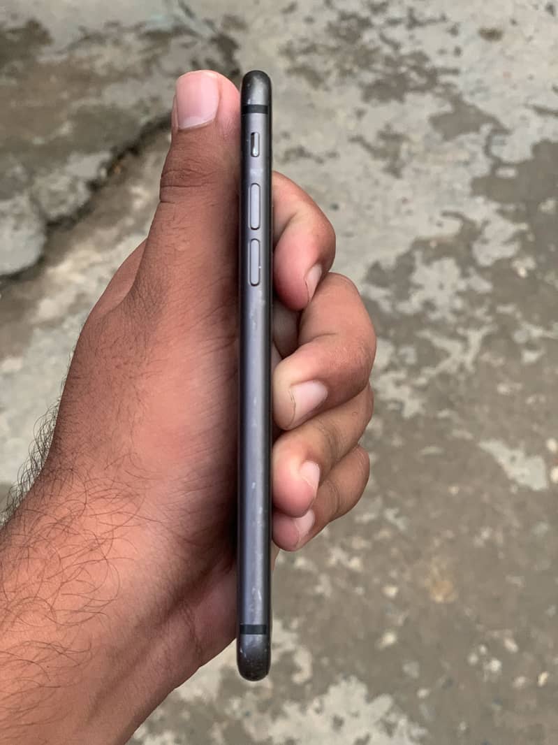 Apple iPhone 8 0