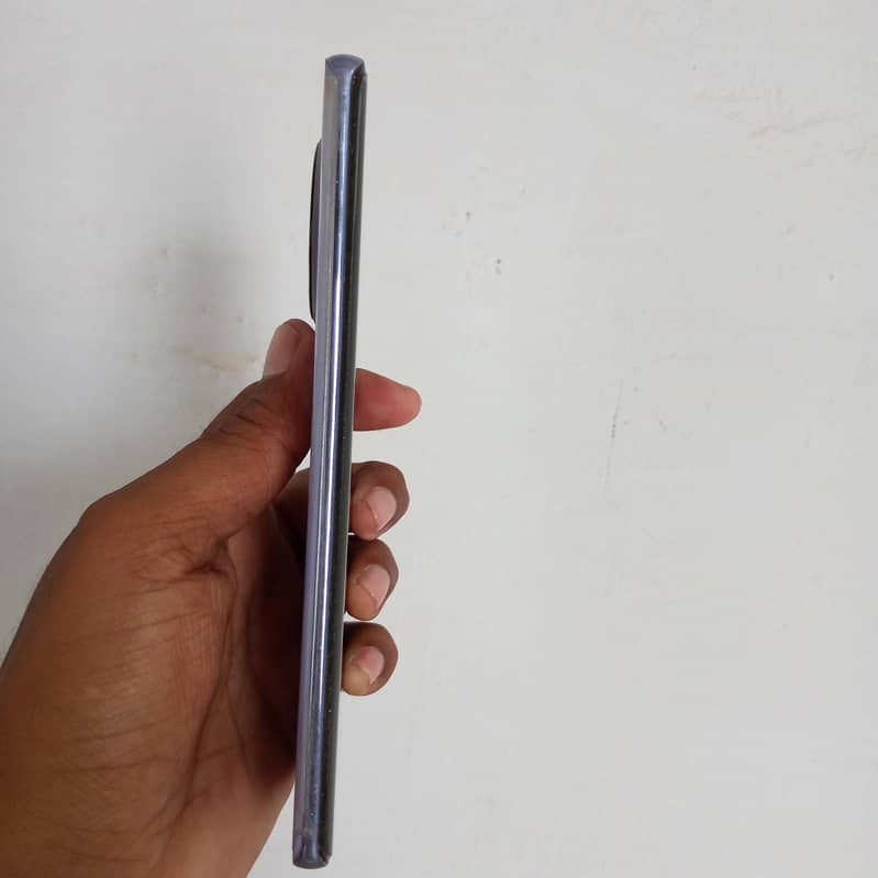 Tecno CAMON 30S 1