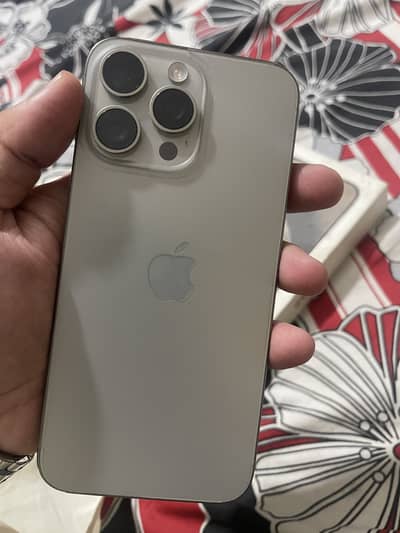 Apple iPhone 15 Pro Max