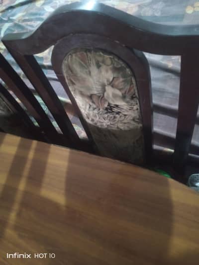 6 Chair Dining table