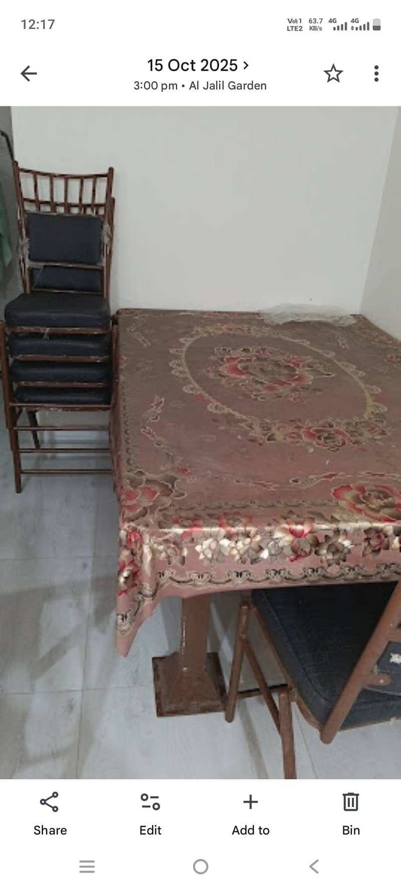 Dinning table 0