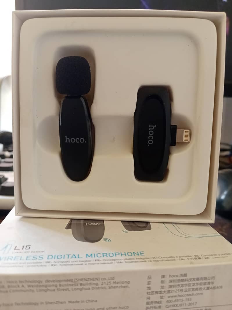 hoco wireless digital microphone  0
