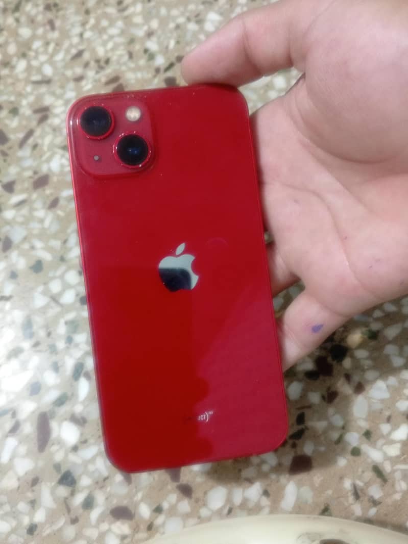 Apple iPhone 13 0