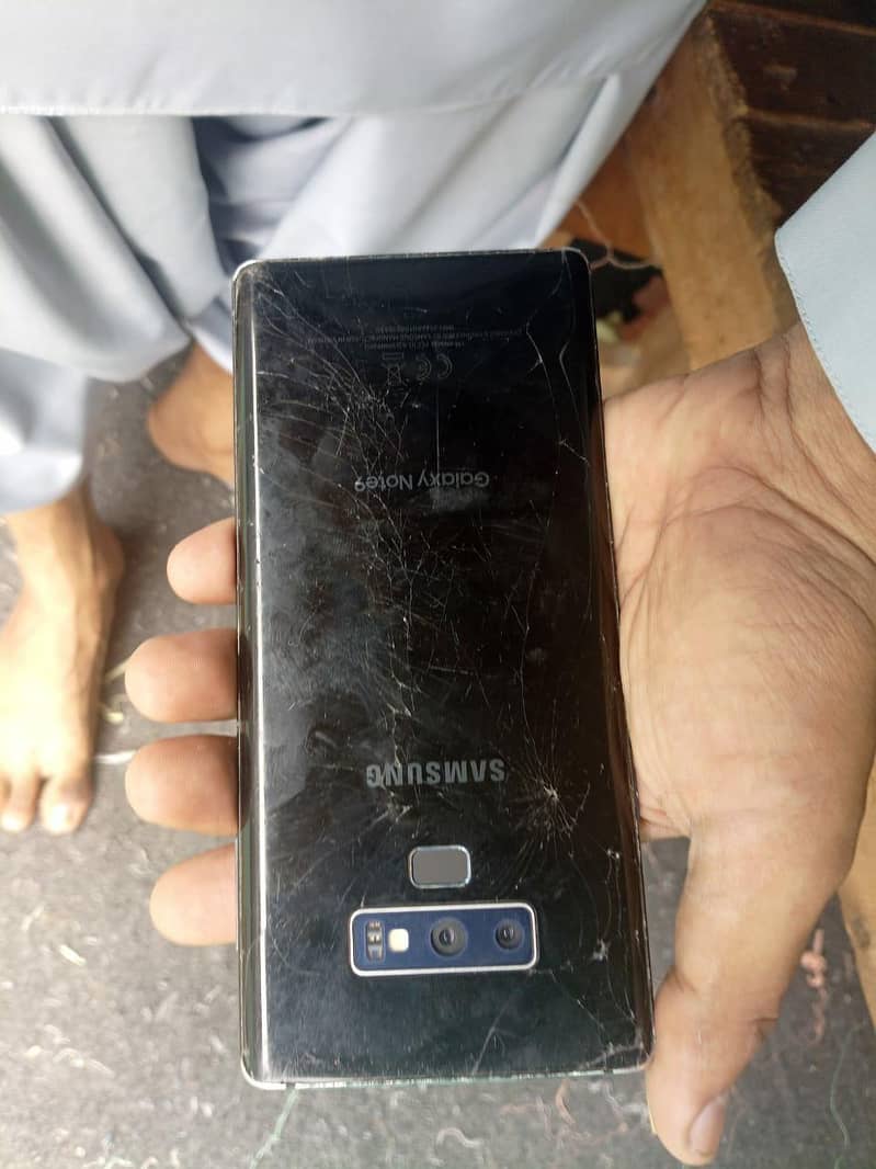 Samsung Mobile Note 9 3