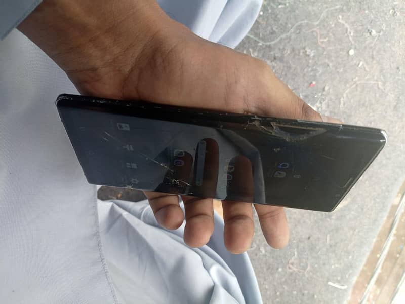 Samsung Mobile Note 9 4