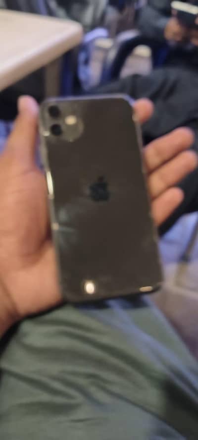 Apple iPhone 11