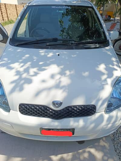 Toyota Vitz 1.0CC FL full option 4/7 Lahore No.