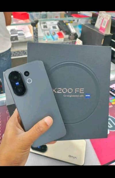 Vivo x200fe for sell. 0313 4935014
