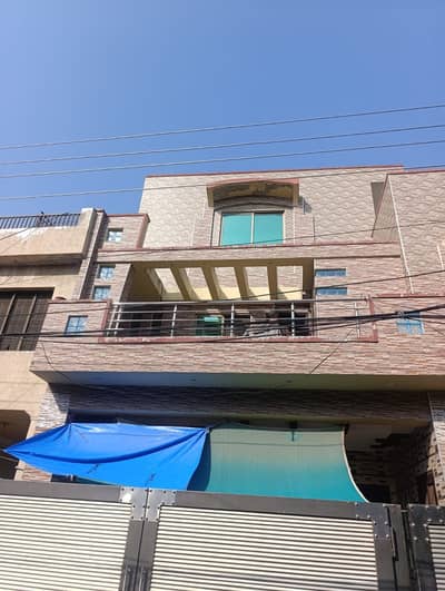 10 Marla Luxury House For Sale Raza Block | Prime Location