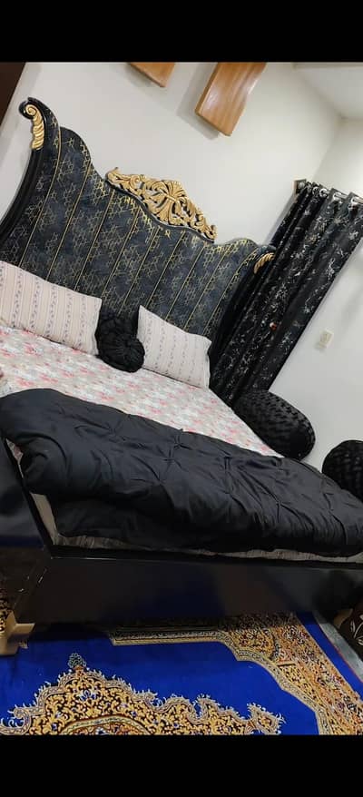 King Size Wooden Bed – Like New | Only 2 Months Used