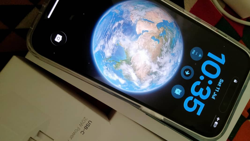 Apple iPhone 15 2