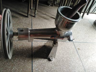 FULL SIZE MACHINE JUICES