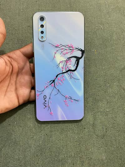 Vivo S1