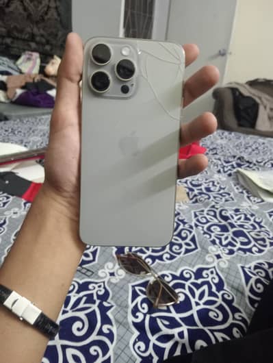 Apple iPhone 15 Pro Max c,o,p. ,y