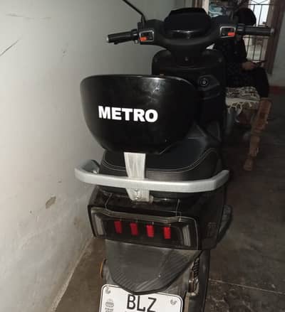 Metro T-9 Sport For Sale | 5 Months Used | First Owner | 90KM Range |