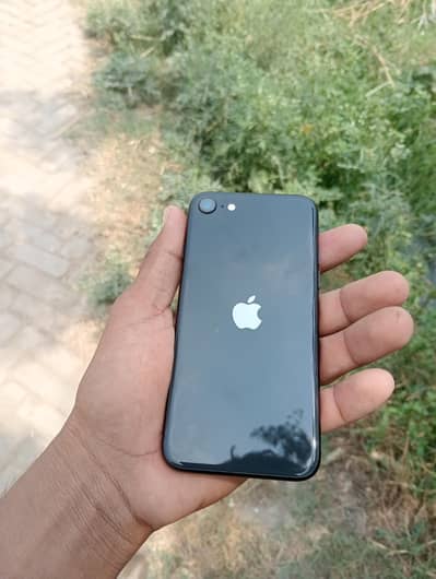 Apple iPhone SE