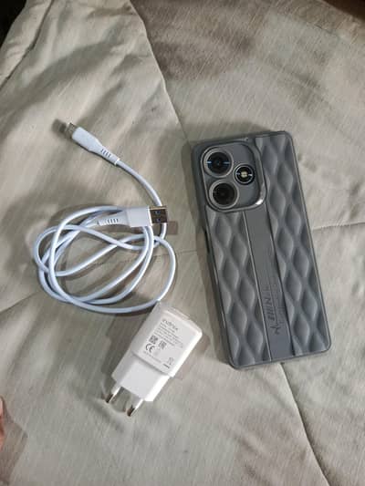 Infinix Hot 30 8+8 128 urgent sale