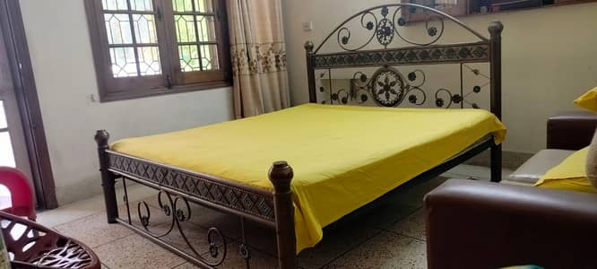 Heavy Duty Iron Double Bed | Strong Metal Frame | Excellent Condition