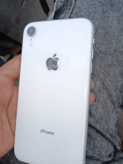 Apple iPhone XR
